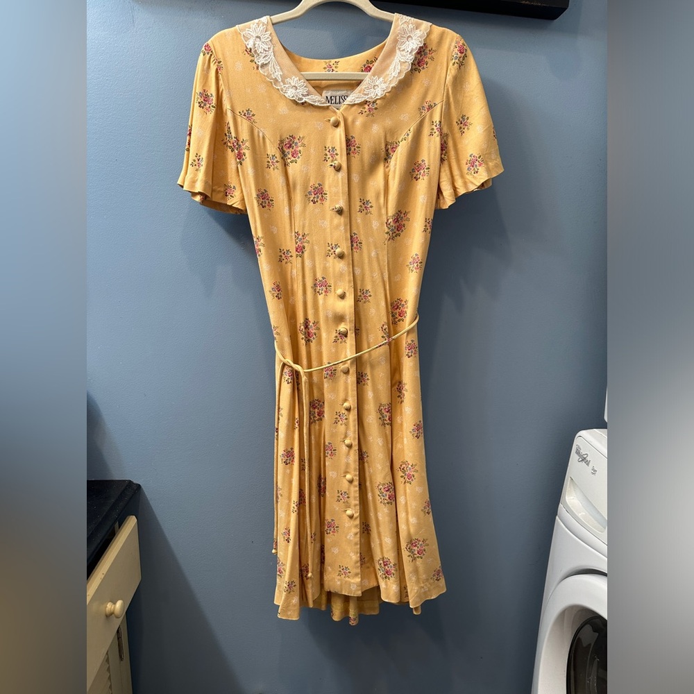 Melissa Yellow Floral Dress with Lace Collar - Picture 2 of 9